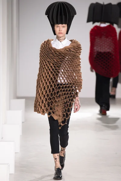 Look 34